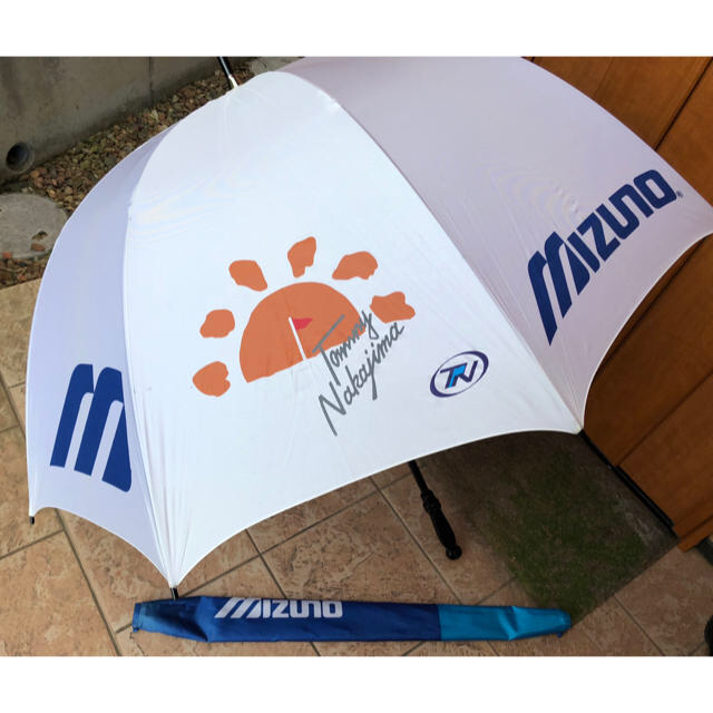 MIZUNO(ミズノ)のハチ坊様専用  ミズノ  雨傘  中嶋常幸  モデル  美品 スポーツ/アウトドアのゴルフ(その他)の商品写真