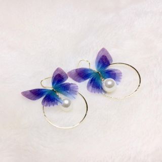 蝶々 ブルー パール ピアス(ピアス)