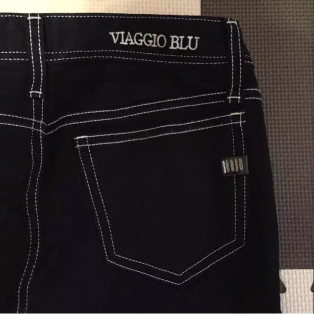 VIAGGIO BLU(ビアッジョブルー)のviaggio blu ブラックデニム レディースのパンツ(デニム/ジーンズ)の商品写真