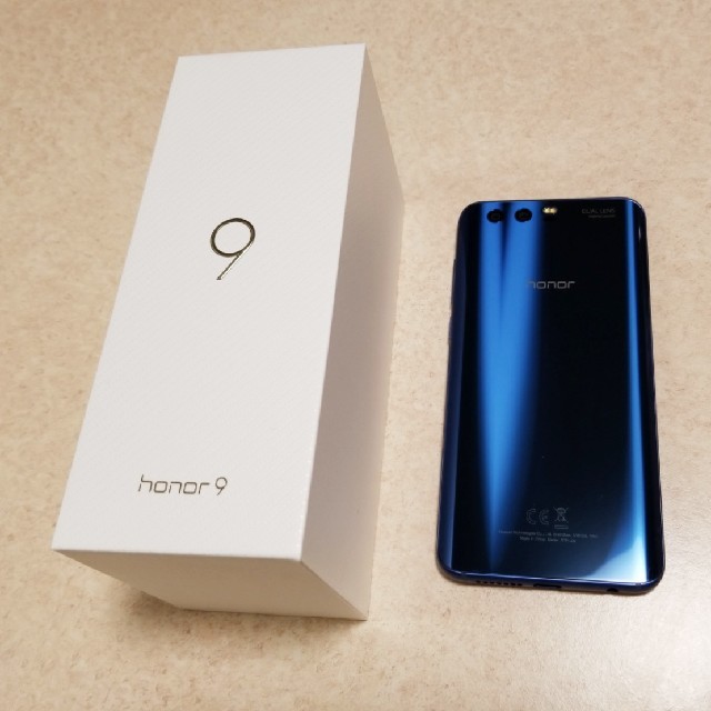 ★特価☆ Huawei（ファーフェイ）honor9 サファイアブルー（おまけ付） スマホ/家電/カメラのスマートフォン/携帯電話(スマートフォン本体)の商品写真