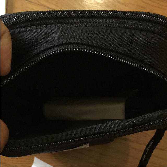 carhartt(カーハート)のcarhartt  カーハート  新品 essentials bag wip メンズのバッグ(ショルダーバッグ)の商品写真