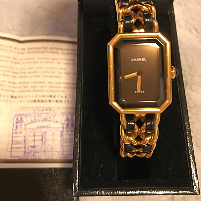 シャネル プルミエール 時計サイズ M刻印電池交換済み/稼動品/昔の中古品 | フリマアプリ ラクマ シャネル プルミエール 時計サイズ M刻印電池交換済み/稼動品/昔の中古品 | フリマアプリ ラクマ
