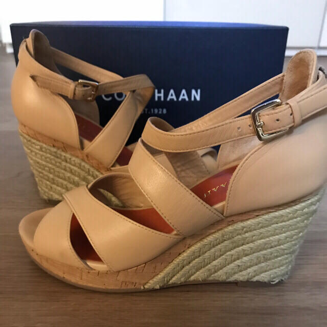 Cole Haan(コールハーン)の美品！コールハーン  ウエッジサンダル 5 1/2B レディースの靴/シューズ(サンダル)の商品写真