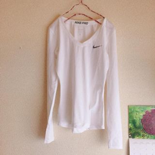 ナイキ(NIKE)のNIKE PRO 長袖Tシャツ ロンT(Tシャツ(長袖/七分))