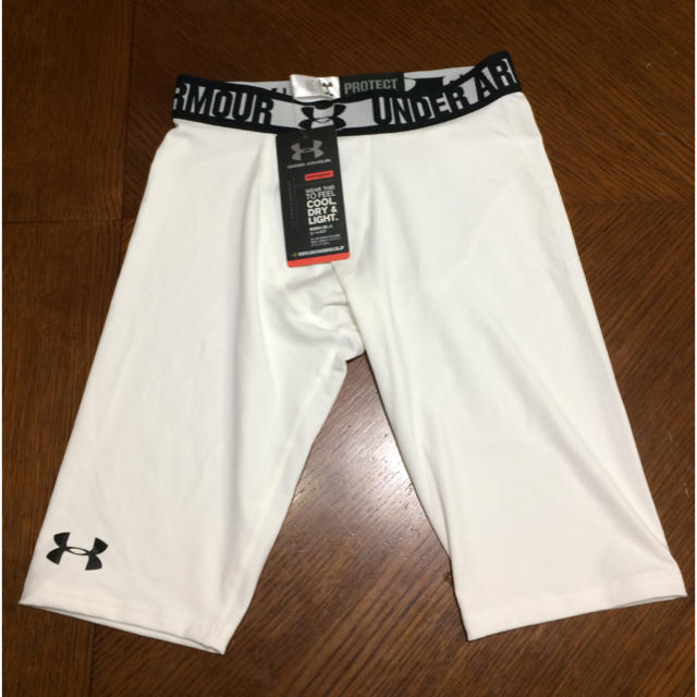 UNDER ARMOUR(アンダーアーマー)のアンダーアーマー MD UAヒートギア コンプレッション ロングショーツ 新品 スポーツ/アウトドアのトレーニング/エクササイズ(トレーニング用品)の商品写真