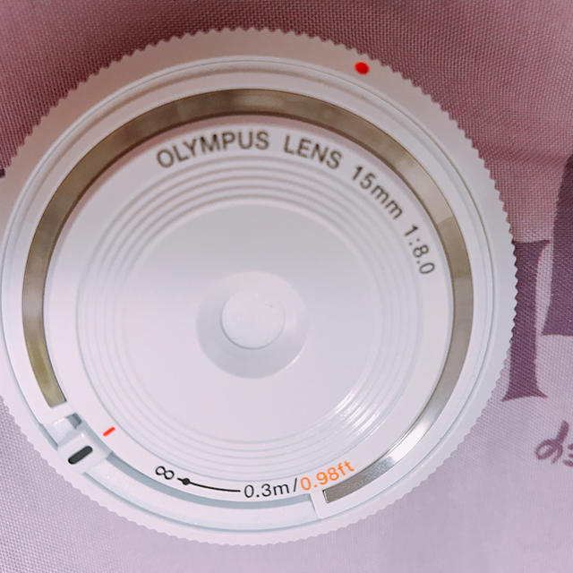 OLYMPUS(オリンパス)のOLYMPUS レンズ 15mm パンケーキレンズ スマホ/家電/カメラのカメラ(レンズ(単焦点))の商品写真
