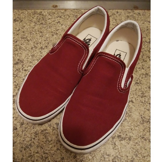 VANS(ヴァンズ)の入手困難 VANS CLASSIC SLIP-ON 24.5cm レディースの靴/シューズ(スニーカー)の商品写真