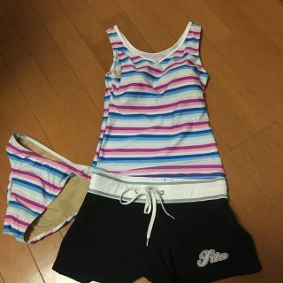 フィラ(FILA)の【まゆたわ様専用】水着 FILA 3点セット(水着)