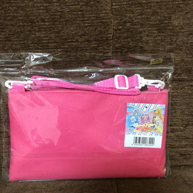 BANDAI(バンダイ)のハグっとプリキュアショルダーバッグ エンタメ/ホビーのおもちゃ/ぬいぐるみ(キャラクターグッズ)の商品写真