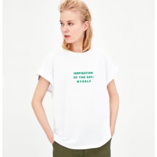 ザラ(ZARA)のsoraさま専用^_^     新品  ZARA  ロゴTシャツ  M(Tシャツ(半袖/袖なし))