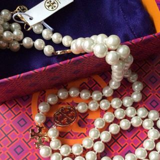 TBN007S2 Tory burch トリーバーチパールチョーカー　ネックレス