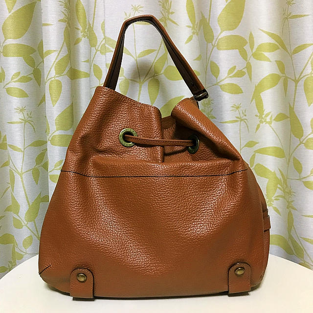 BURBERRY BLUE LABEL(バーバリーブルーレーベル)の【限定値下げ/新品未使用】バーバリーブルーレーベル 本革ショルダーバッグ レディースのバッグ(ショルダーバッグ)の商品写真