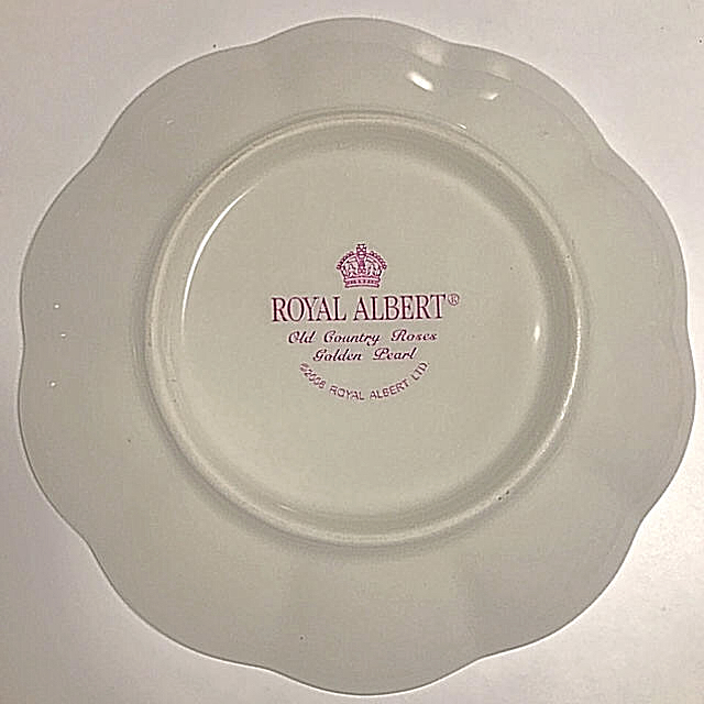 ROYAL ALBERT(ロイヤルアルバート)の🌹ロイヤルアルバート カップ＆ソーサー インテリア/住まい/日用品のキッチン/食器(グラス/カップ)の商品写真