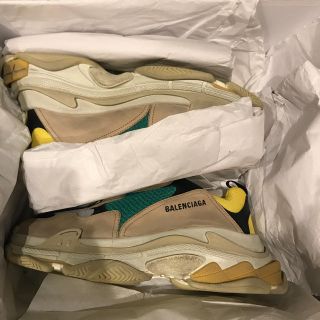 バレンシアガ(Balenciaga)のBALENCIAGA triple s 44 黄色緑(スニーカー)