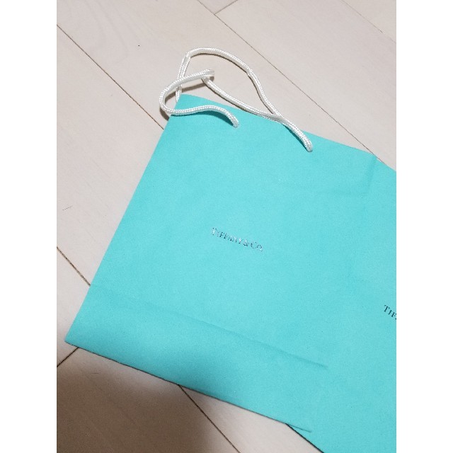 Tiffany & Co.(ティファニー)のティファニー　ショッパー　紙袋4枚 レディースのバッグ(ショップ袋)の商品写真