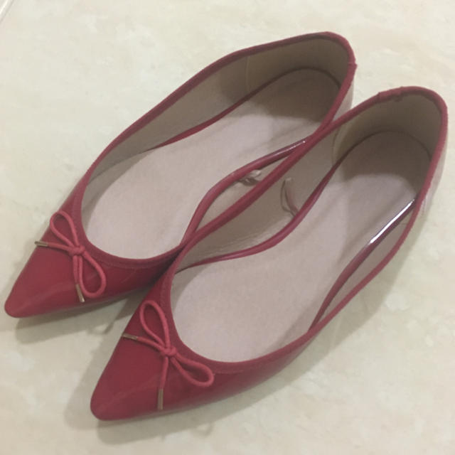 GU(ジーユー)の[GU]フラットシューズ✳︎バレーシューズ✳︎ポインテッドトゥ✳︎赤✳︎レッド レディースの靴/シューズ(バレエシューズ)の商品写真