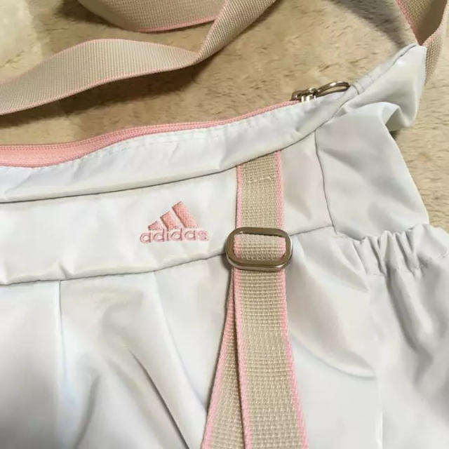 adidas(アディダス)のadidas  ショルダーバッグ スポーツ/アウトドアのゴルフ(バッグ)の商品写真