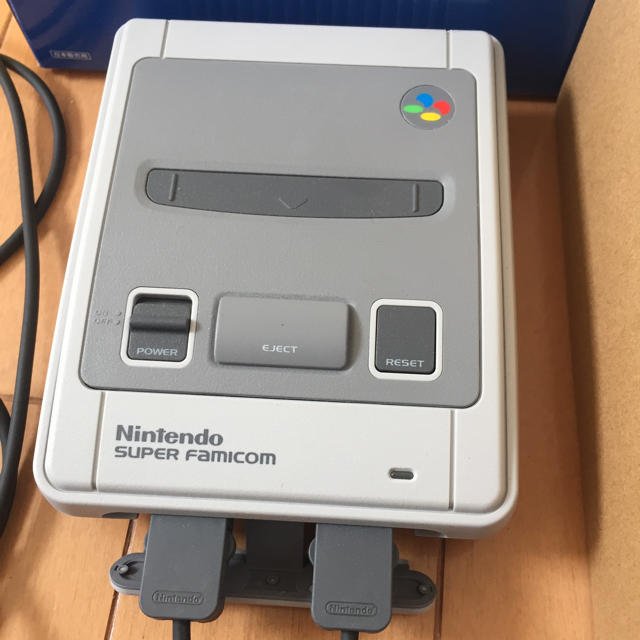 任天堂(ニンテンドウ)のスーパーファミコン クラシックミニ 美品 任天堂 エンタメ/ホビーのゲームソフト/ゲーム機本体(家庭用ゲーム機本体)の商品写真