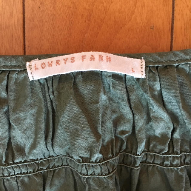 LOWRYS FARM(ローリーズファーム)のローリーズファーム  カーキ ブルゾン レディースのジャケット/アウター(ブルゾン)の商品写真