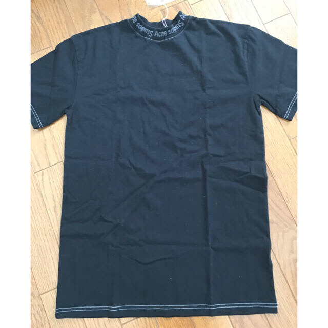 ACNE(アクネ)のりん様♡専用 レディースのトップス(Tシャツ(半袖/袖なし))の商品写真