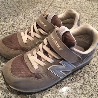 ニューバランス(New Balance)のニューバランス 22.5 キッズスニーカー(スニーカー)