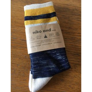 ニコアンド(niko and...)の専用です！Niko and… ソックスとRMK ネイルブルー(ソックス)