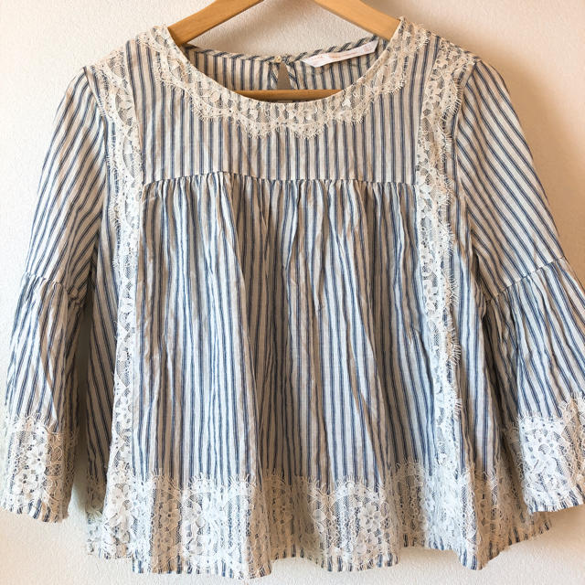 ZARA(ザラ)のZARA レーストップス レディースのトップス(シャツ/ブラウス(半袖/袖なし))の商品写真