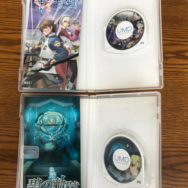 PlayStation Portable(プレイステーションポータブル)のPSP 英雄伝説 零の軌跡 碧の軌跡 エンタメ/ホビーのゲームソフト/ゲーム機本体(携帯用ゲームソフト)の商品写真