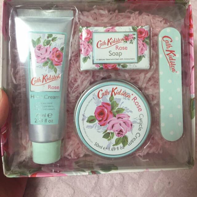 Cath Kidston(キャスキッドソン)のキャスキッドソン♡ネイルファイル コスメ/美容のネイル(ネイルケア)の商品写真