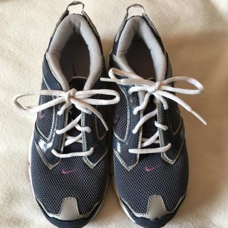 ナイキ(NIKE)のNIKE スニーカー(スニーカー)