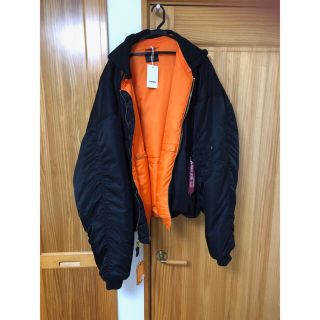 バレンシアガ(Balenciaga)のVETEMENTS reversible bomber jacket(ブルゾン)