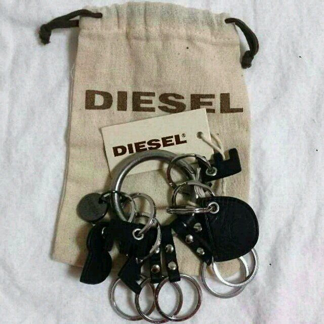 DIESEL(ディーゼル)の新品未使用 キーリング レディースのファッション小物(キーホルダー)の商品写真