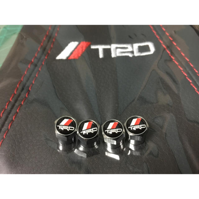 Trd エアバルブ バルブキャップ 一台分 エアバルブキャップの通販 By ヘリオス S Shop ラクマ