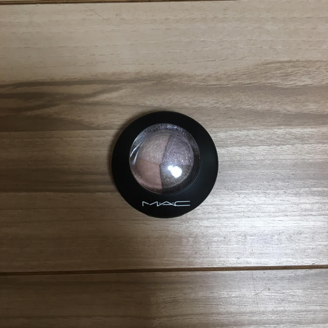 MAC(マック)のMAC ミネラライズアイシャドウ ピンククラスター コスメ/美容のベースメイク/化粧品(アイシャドウ)の商品写真