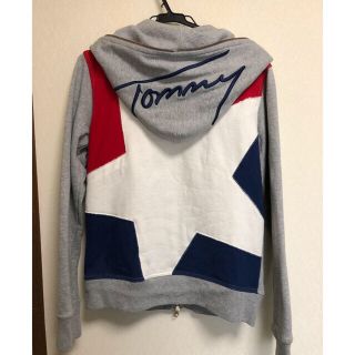 トミーヒルフィガー(TOMMY HILFIGER)の専用です。TOMMY HILFIGER パーカー(パーカー)