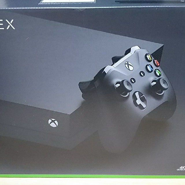 Xbox(エックスボックス)のxbox one X 新品未開封品 CYV-00015 エンタメ/ホビーのゲームソフト/ゲーム機本体(家庭用ゲーム機本体)の商品写真