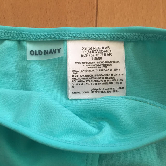 Old Navy(オールドネイビー)のOLD NAVYオールドネイビー 水着110センチ キッズ/ベビー/マタニティのキッズ服女の子用(90cm~)(水着)の商品写真