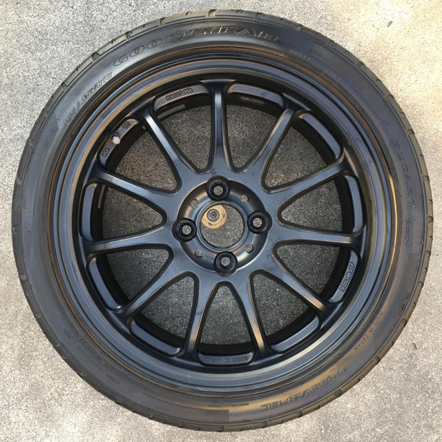 ワークエモーション11R マットブラック225/45R18 114.3 5穴4本