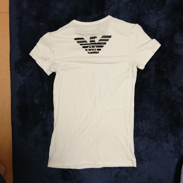 Emporio Armani(エンポリオアルマーニ)のEMPORIO ARMANITシャツ 白 レディースのトップス(Tシャツ(半袖/袖なし))の商品写真