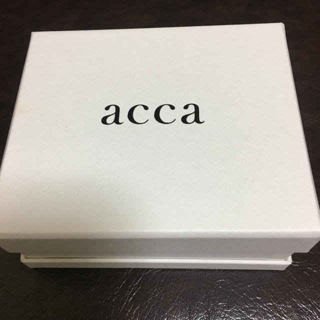 acca(アッカ)のacca 箱 レディースのヘアアクセサリー(バレッタ/ヘアクリップ)の商品写真