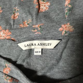 ローラアシュレイ(LAURA ASHLEY)の花柄  スウェット スカート  ローラアシュレイ(ひざ丈スカート)