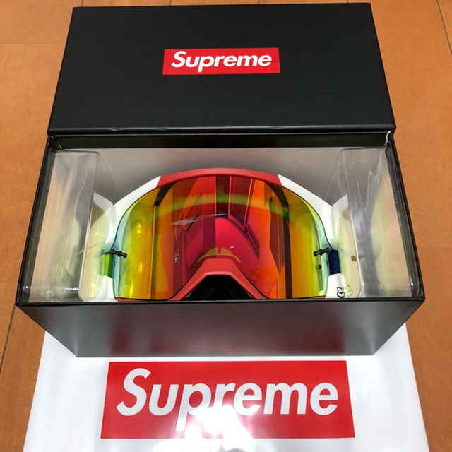 Supreme(シュプリーム)の送料込み Supreme Fox Racing VUE Goggles スポーツ/アウトドアの自転車(パーツ)の商品写真