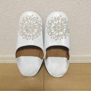 ビーズ刺繍のバブーシュ(スリッパ/ルームシューズ)