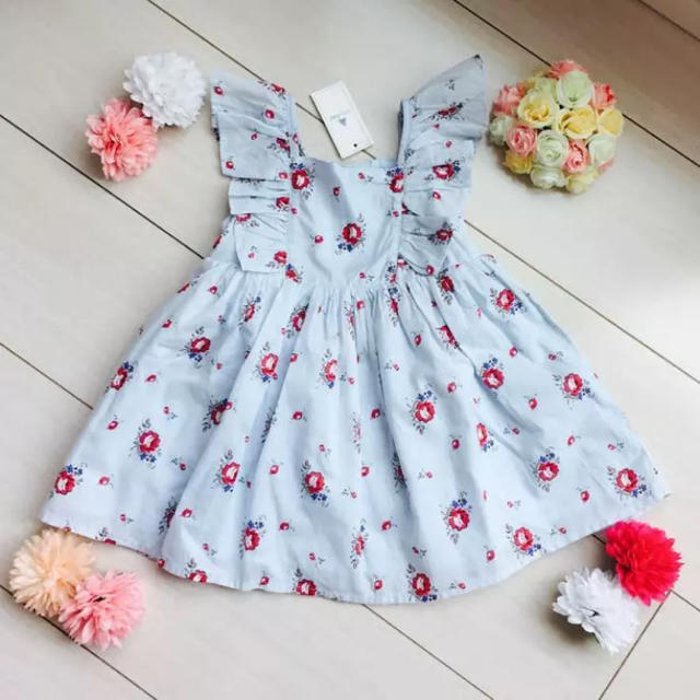 babyGAP(ベビーギャップ)の♡新品♡baby GAP♡フラワーフリルワンピース♡ キッズ/ベビー/マタニティのベビー服(~85cm)(ワンピース)の商品写真