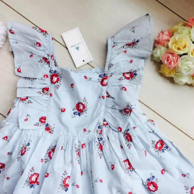 babyGAP(ベビーギャップ)の♡新品♡baby GAP♡フラワーフリルワンピース♡ キッズ/ベビー/マタニティのベビー服(~85cm)(ワンピース)の商品写真