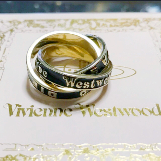 Vivienne Westwood(ヴィヴィアンウエストウッド)の3連リング レディースのアクセサリー(リング(指輪))の商品写真