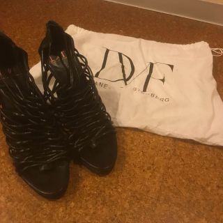 ダイアンフォンファステンバーグ(DIANE von FURSTENBERG)のDVFハイヒールサンダル(サンダル)