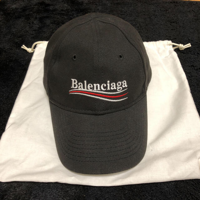 Balenciaga ロゴキャップ