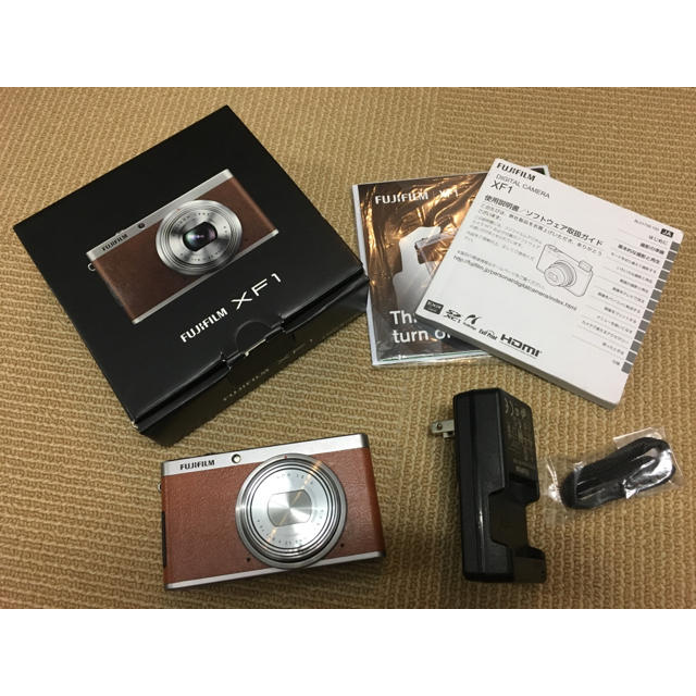 富士フイルム(フジフイルム)のFUJIFILM デジタルカメラ XF1 スマホ/家電/カメラのカメラ(コンパクトデジタルカメラ)の商品写真