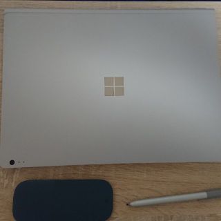 マイクロソフト(Microsoft)のsurfacebook2(ノートPC)